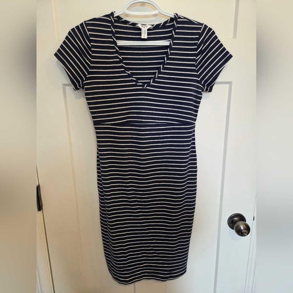 Thyme Maternity Navy & White Striped V-Neck Midi Dress